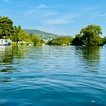 Bookeinfach - Private - Sauna Jacuzzi Whirlpool Swimmingpool Alahna Sup Beachvolleyball Billiards Ping Pong Cinema Theater Music Disco Ball Bbq Und Parkplaetze Бад-Эмс