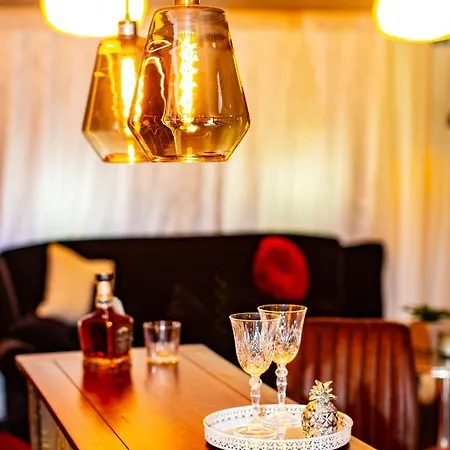 Appartement Bookeinfach - Private - Sauna Jacuzzi Whirlpool Swimmingpool Alahna Sup Beachvolleyball Billiards Ping Pong Cinema Theater Music Disco Ball Bbq Und Parkplaetze *