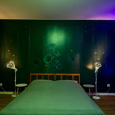 Apartmán Bookeinfach - Private - Sauna Jacuzzi Whirlpool Swimmingpool Alahna Sup Beachvolleyball Billiards Ping Pong Cinema Theater Music Disco Ball Bbq Und Parkplaetze Bad Ems