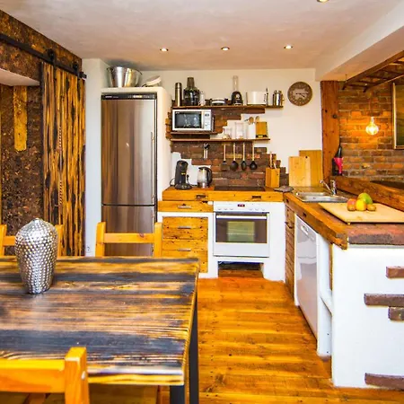 Apartment Bookeinfach - Private - Sauna Jacuzzi Whirlpool Swimmingpool Alahna Sup Beachvolleyball Billiards Ping Pong Cinema Theater Music Disco Ball Bbq Und Parkplaetze *