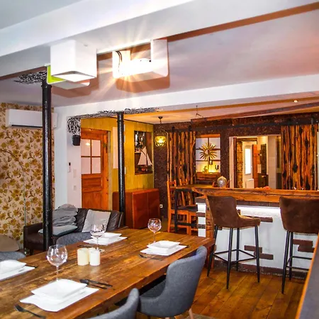 Apartment Bookeinfach - Private - Sauna Jacuzzi Whirlpool Swimmingpool Alahna Sup Beachvolleyball Billiards Ping Pong Cinema Theater Music Disco Ball Bbq Und Parkplaetze Bad Ems