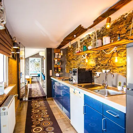 Apartment Bookeinfach - Private - Sauna Jacuzzi Whirlpool Swimmingpool Alahna Sup Beachvolleyball Billiards Ping Pong Cinema Theater Music Disco Ball Bbq Und Parkplaetze Bad Ems