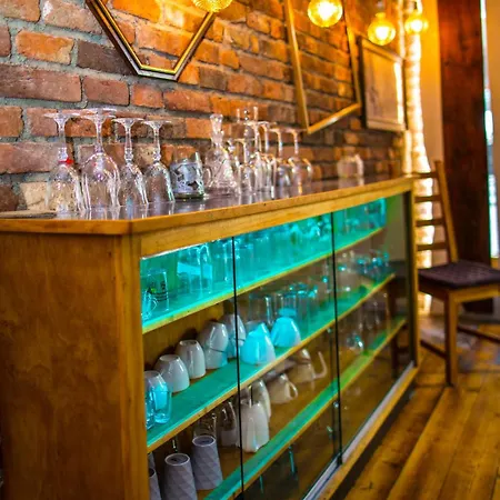 Bookeinfach - Private - Sauna Jacuzzi Whirlpool Swimmingpool Alahna Sup Beachvolleyball Billiards Ping Pong Cinema Theater Music Disco Ball Bbq Und Parkplaetze * Bad Ems