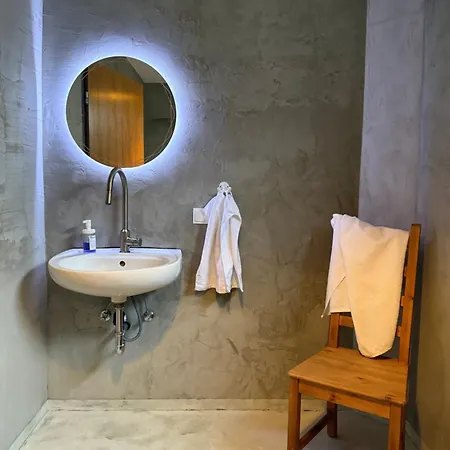 Bookeinfach - Private - Sauna Jacuzzi Whirlpool Swimmingpool Alahna Sup Beachvolleyball Billiards Ping Pong Cinema Theater Music Disco Ball Bbq Und Parkplaetze * Bad Ems