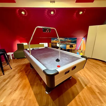 Apartment Bookeinfach - Private - Sauna Jacuzzi Whirlpool Swimmingpool Alahna Sup Beachvolleyball Billiards Ping Pong Cinema Theater Music Disco Ball Bbq Und Parkplaetze Bad Ems