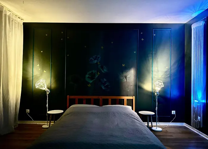 Bookeinfach - Private - Sauna Jacuzzi Whirlpool Swimmingpool Alahna Sup Beachvolleyball Billiards Ping Pong Cinema Theater Music Disco Ball Bbq Und Parkplaetze Apartman