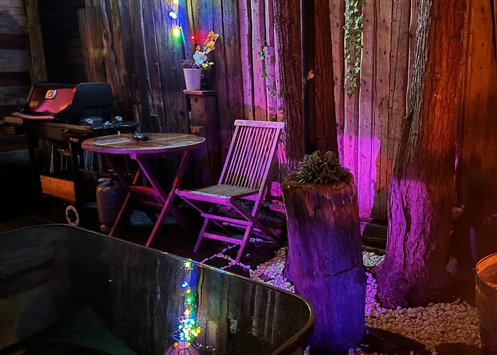 Apartman Bookeinfach - Private - Sauna Jacuzzi Whirlpool Swimmingpool Alahna Sup Beachvolleyball Billiards Ping Pong Cinema Theater Music Disco Ball Bbq Und Parkplaetze Bad Ems